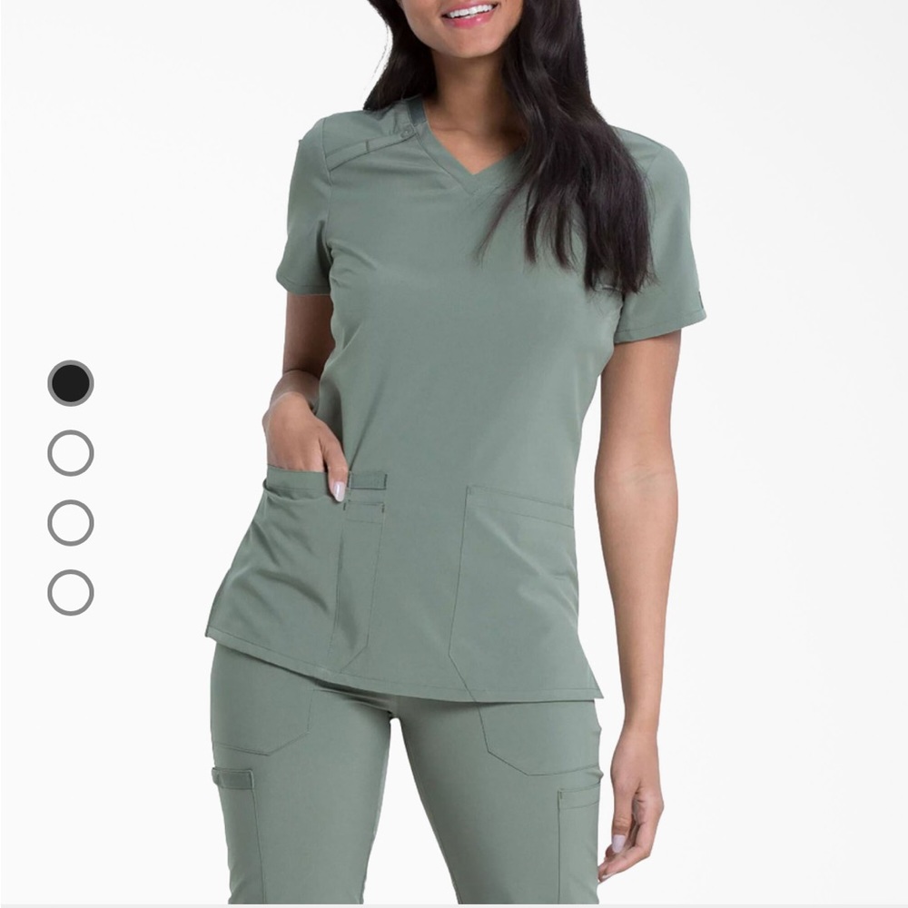 NWOT Dickies Scrub Top Women's EDS Essentials V-Neck Scrub Top, Olive Green